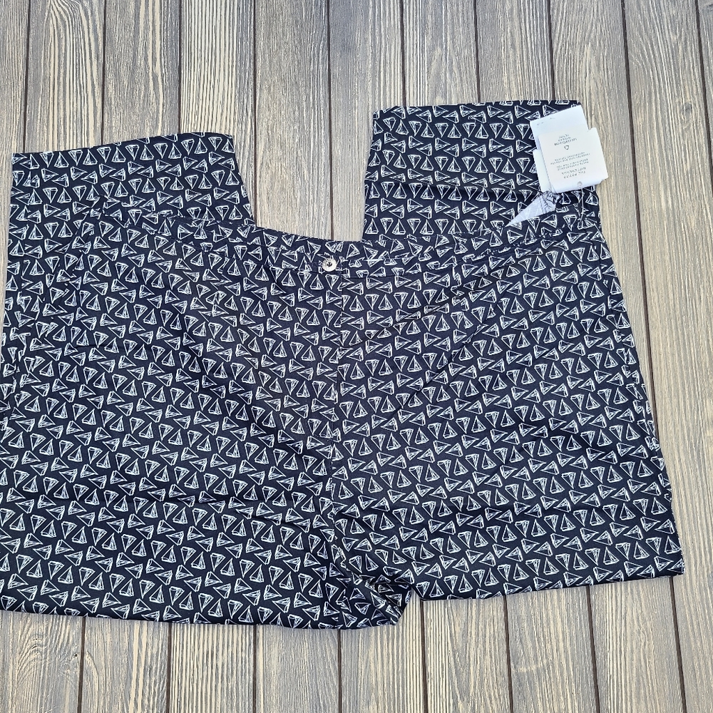 Liz Claiborne blue print capri pants - Picture 2 of 11